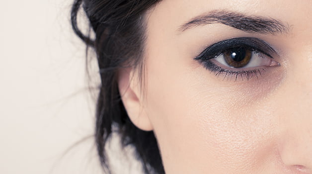 Helft Gezicht Zwarte Mascara