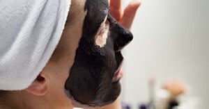 Vrouw Met Masker Op Het Gezicht