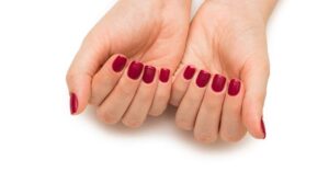 Hoe Kun Je het Beste Voor Je Nagels Zorgen?