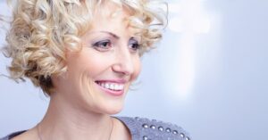 Kies Voor een Kapsel dat je Jonger Maakt!