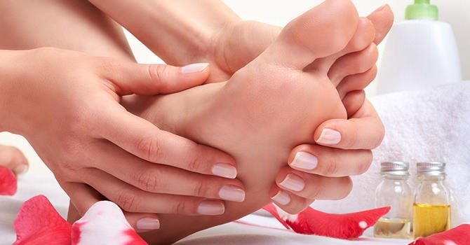 Verwen je Voeten en Teennagels met een Arganolie Pedicure