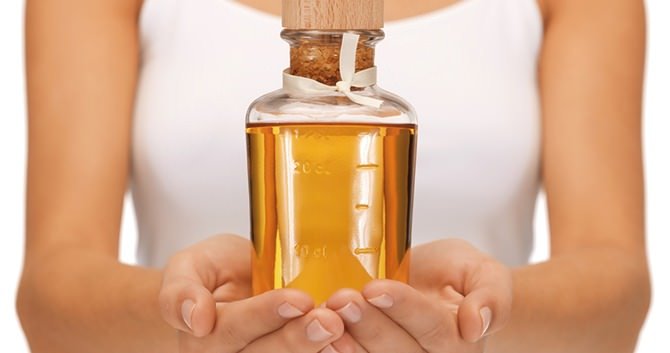 hoe-op-een-natuurlijke-manier-te-veel-haaruitval-voorkomen2