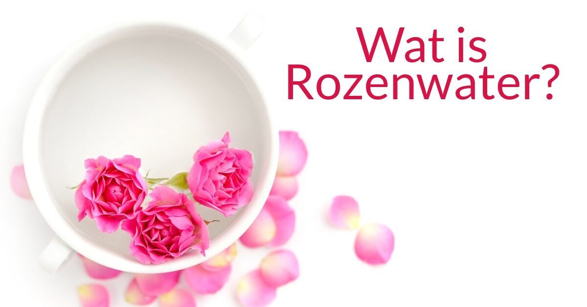 rozenknoppen kom rozenwater